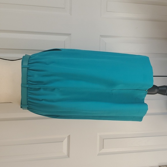Alfred Dunner teal pencil skirt with hip pockets and fabric belt - Picture 6 of 9